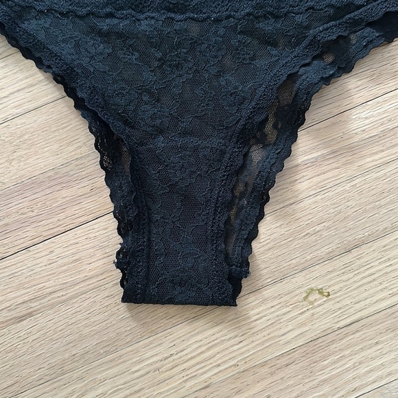 Victoria’s Secret Sexy Lace panties - Picture 3 of 5